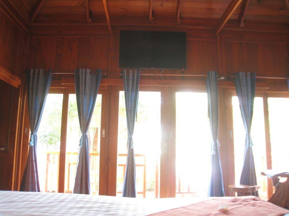 Wood House Pattaya Hotel Kültér fotó