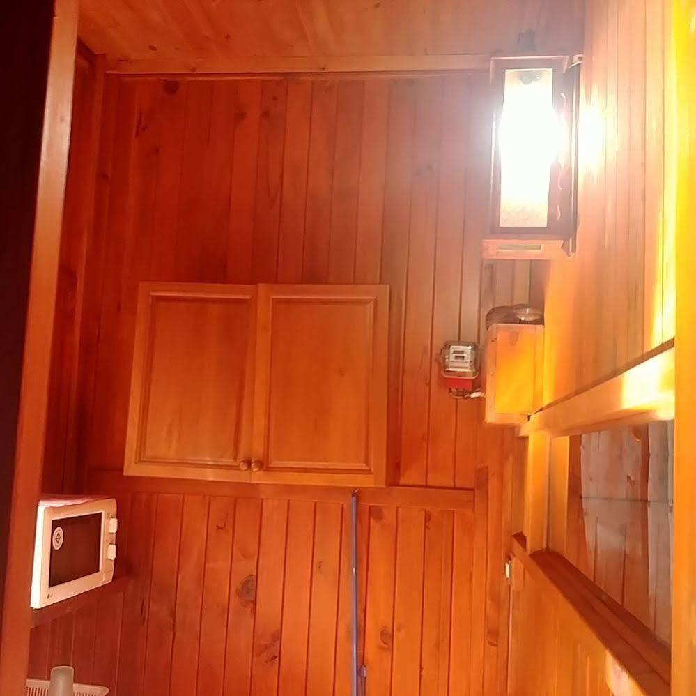 Wood House Pattaya Hotel Kültér fotó